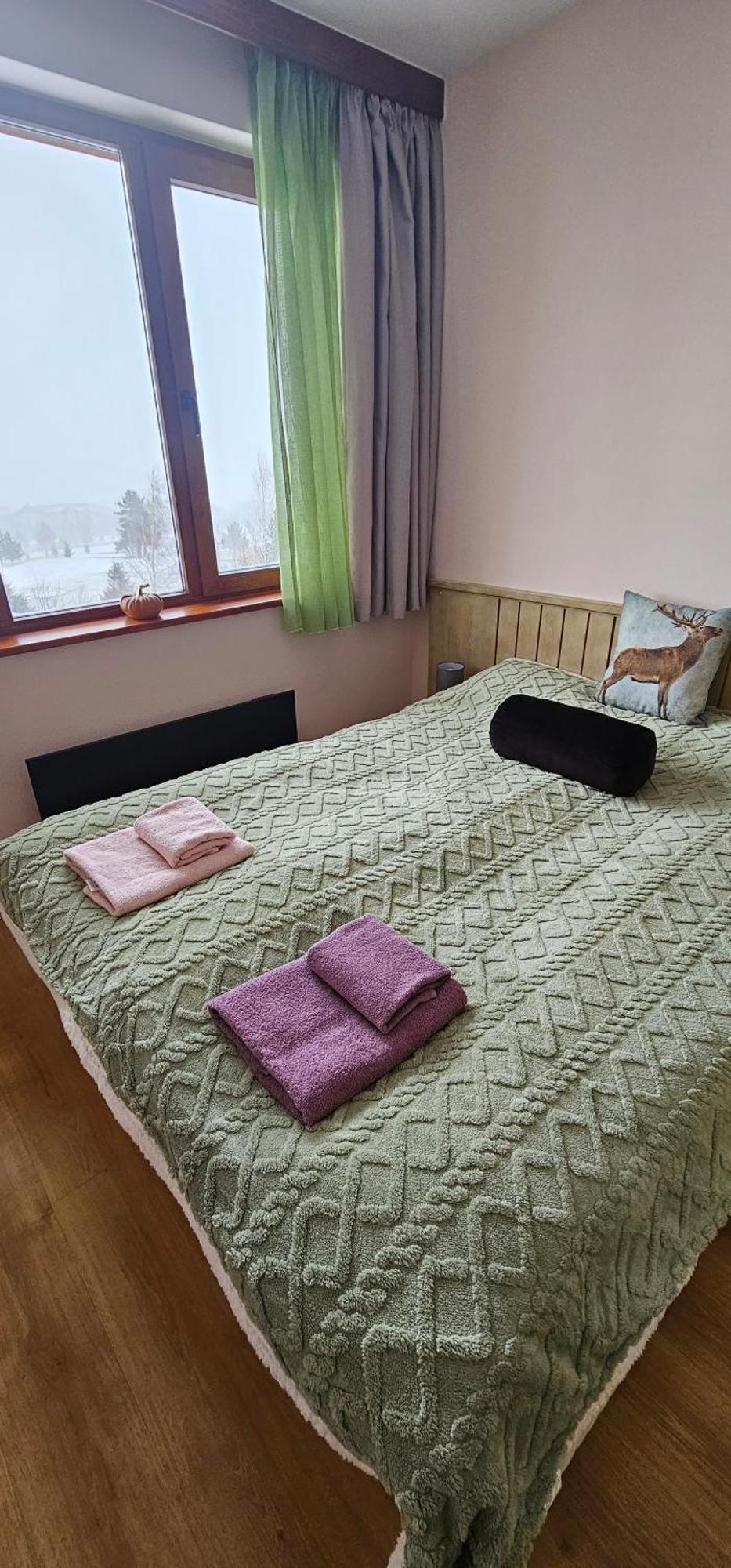 Green Peaks Suite In Pirin Golf & County Club ราซล็อก ห้อง รูปภาพ