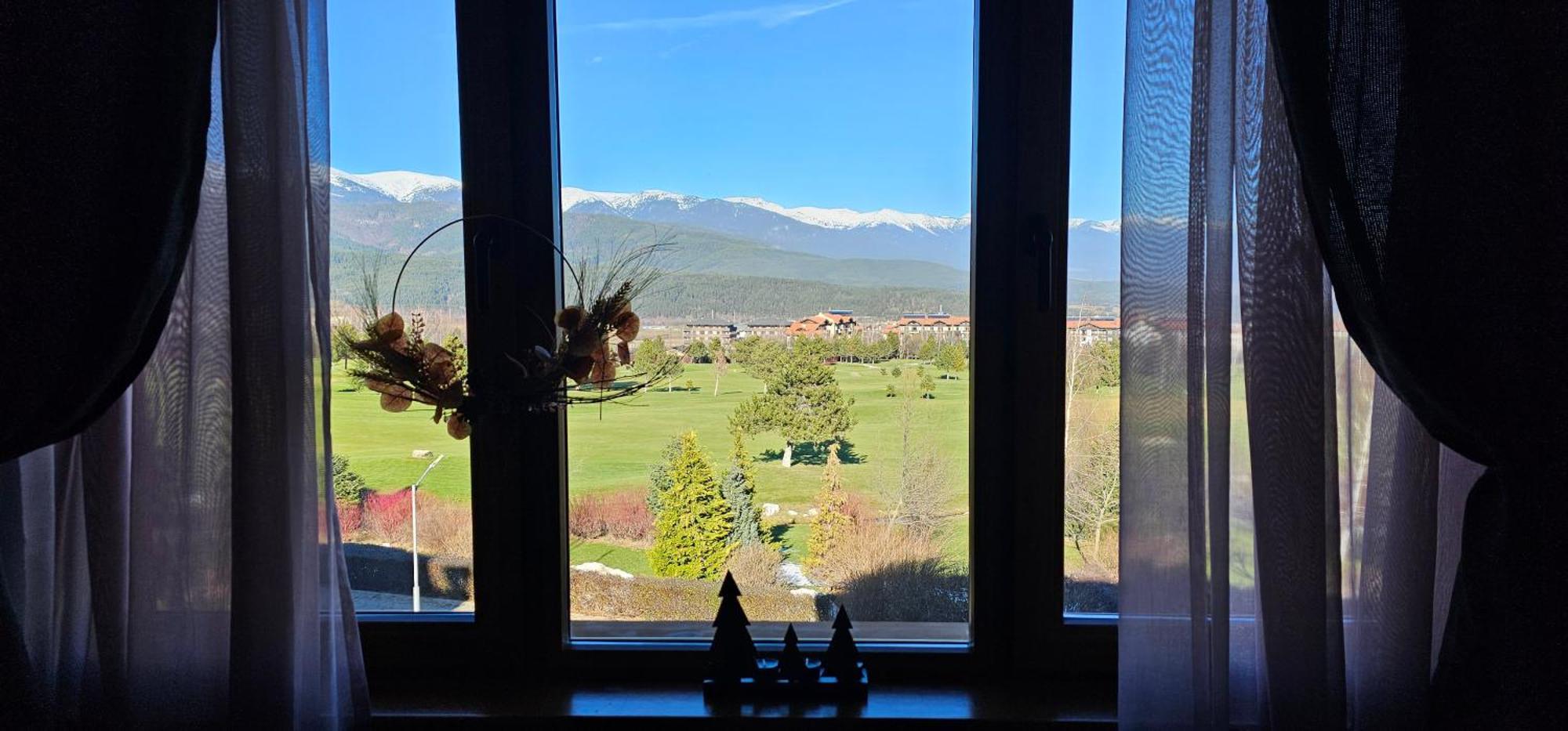 Green Peaks Suite In Pirin Golf & County Club ราซล็อก ภายนอก รูปภาพ